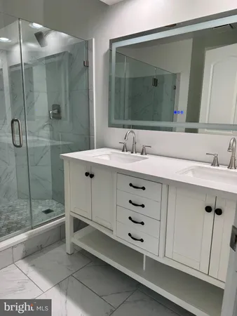 $2,400 | 13613 Sir Thomas Way, Unit 1A22, Silver Spring, MD 20904