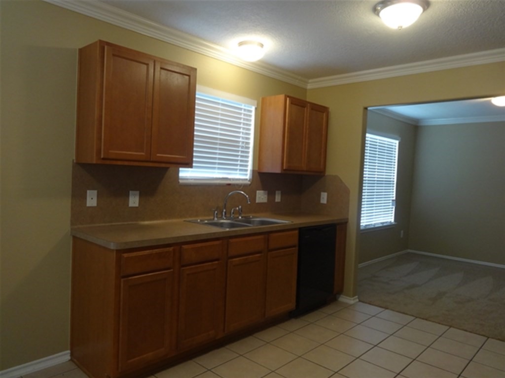 8918 Farm Ridge Lane Humble, TX 77338 - Photo 3 of 15