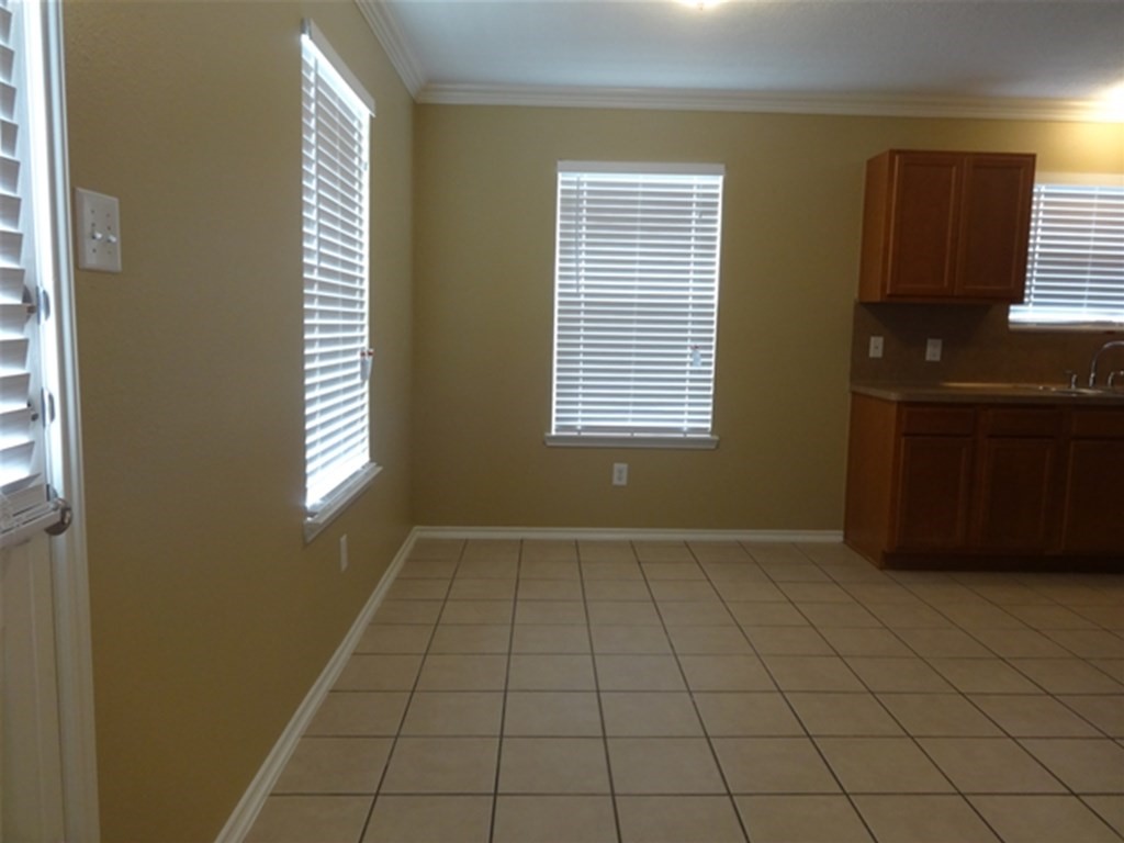 8918 Farm Ridge Lane Humble, TX 77338 - Photo 5 of 15