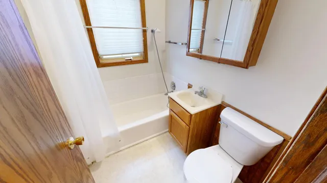 $220,000 | 1204 Willmar Avenue Southwest, Willmar, MN 56201