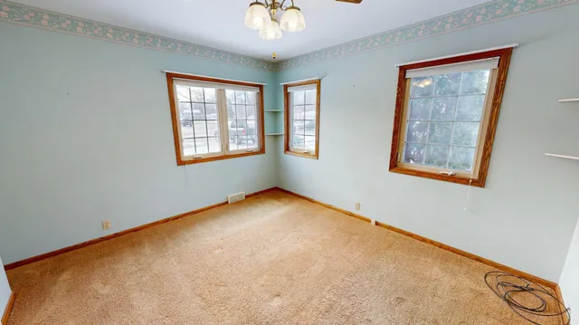 $220,000 | 1204 Willmar Avenue Southwest, Willmar, MN 56201