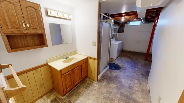 $220,000 | 1204 Willmar Avenue Southwest, Willmar, MN 56201