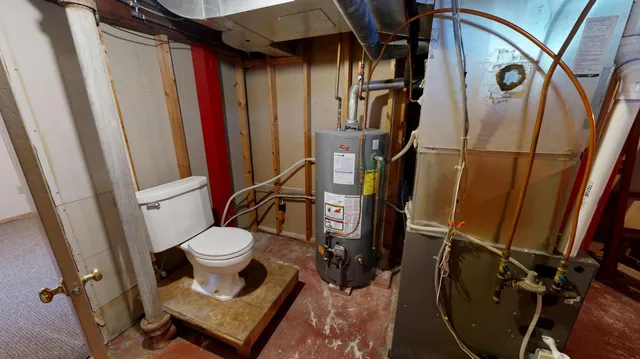 $220,000 | 1204 Willmar Avenue Southwest, Willmar, MN 56201