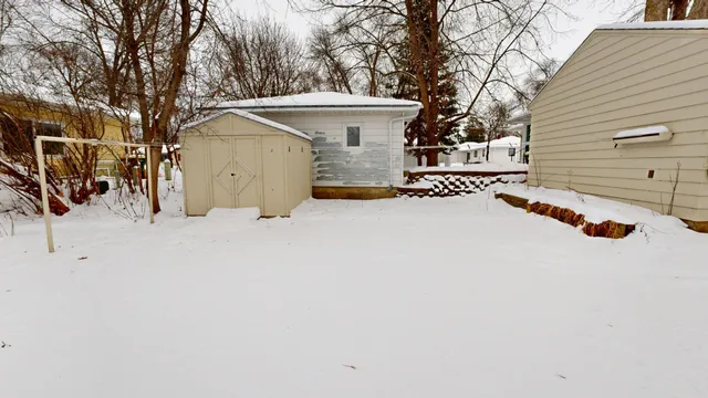 $220,000 | 1204 Willmar Avenue Southwest, Willmar, MN 56201
