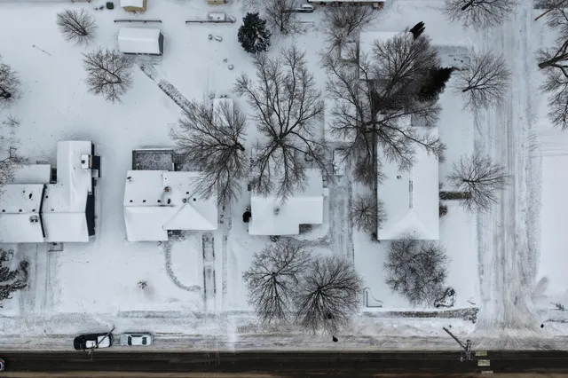 $220,000 | 1204 Willmar Avenue Southwest, Willmar, MN 56201