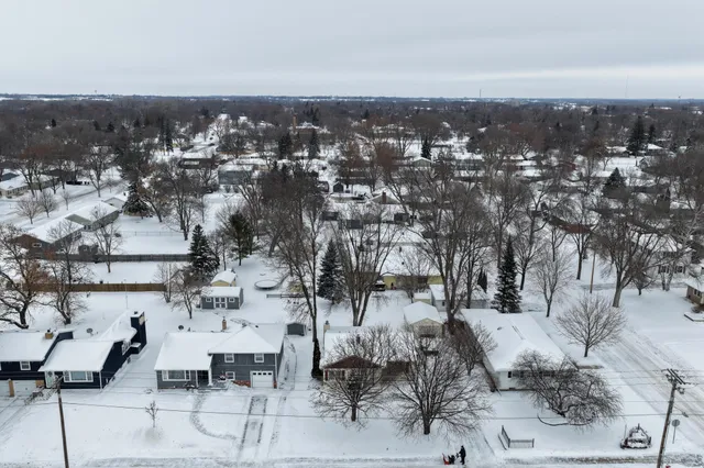 $220,000 | 1204 Willmar Avenue Southwest, Willmar, MN 56201