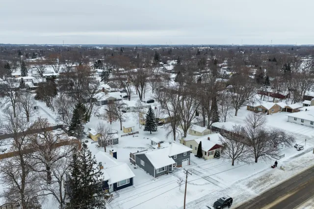 $220,000 | 1204 Willmar Avenue Southwest, Willmar, MN 56201