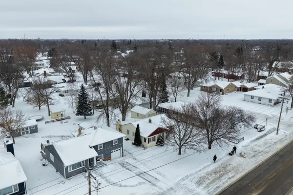 $220,000 | 1204 Willmar Avenue Southwest, Willmar, MN 56201