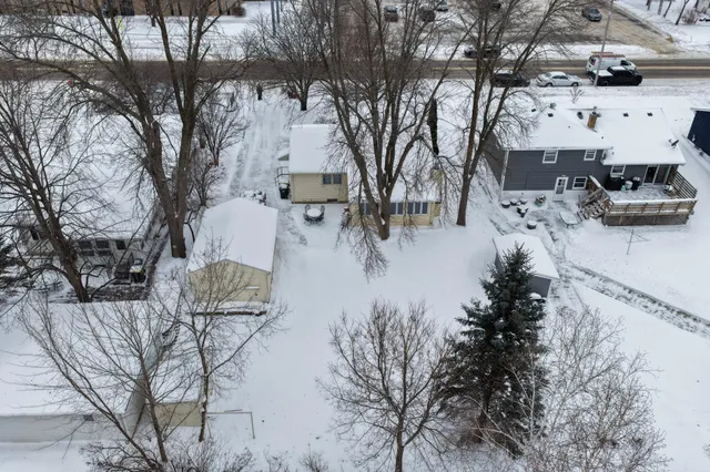 $220,000 | 1204 Willmar Avenue Southwest, Willmar, MN 56201