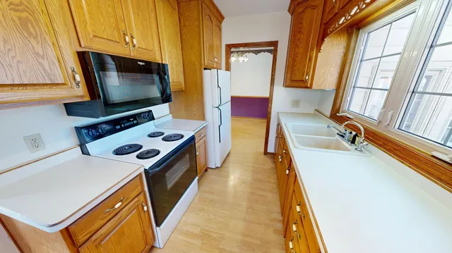 $220,000 | 1204 Willmar Avenue Southwest, Willmar, MN 56201