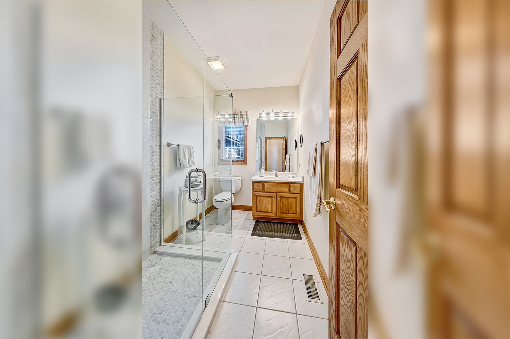 61 Berkshire Court Burr Ridge, IL 60527 - Photo 24 of 47 a kitchen with stainless steel appliances a refrigerator and a sink