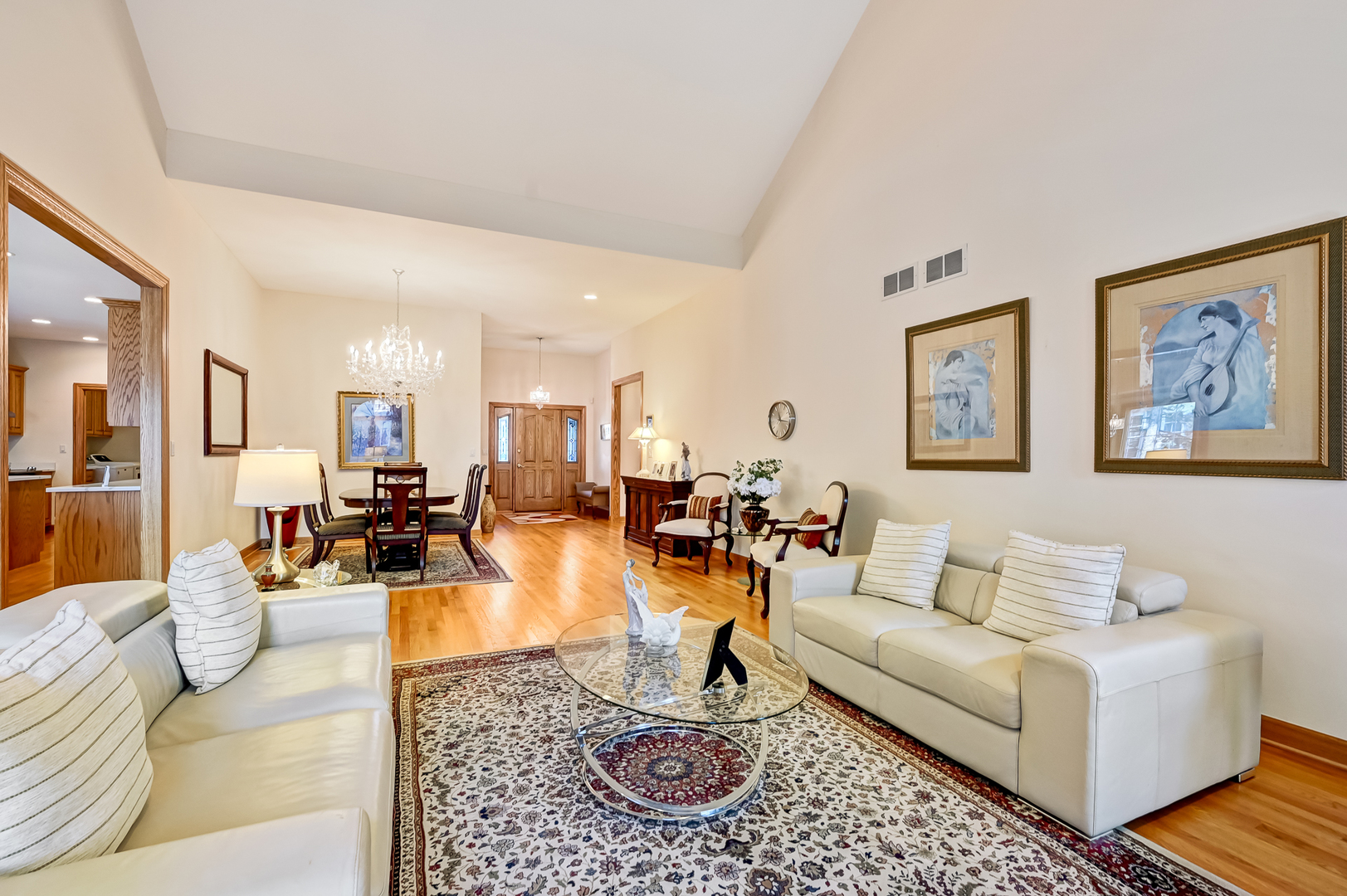 61 Berkshire Court Burr Ridge, IL 60527 - Photo 10 of 47 a living room with furniture and wooden floor
