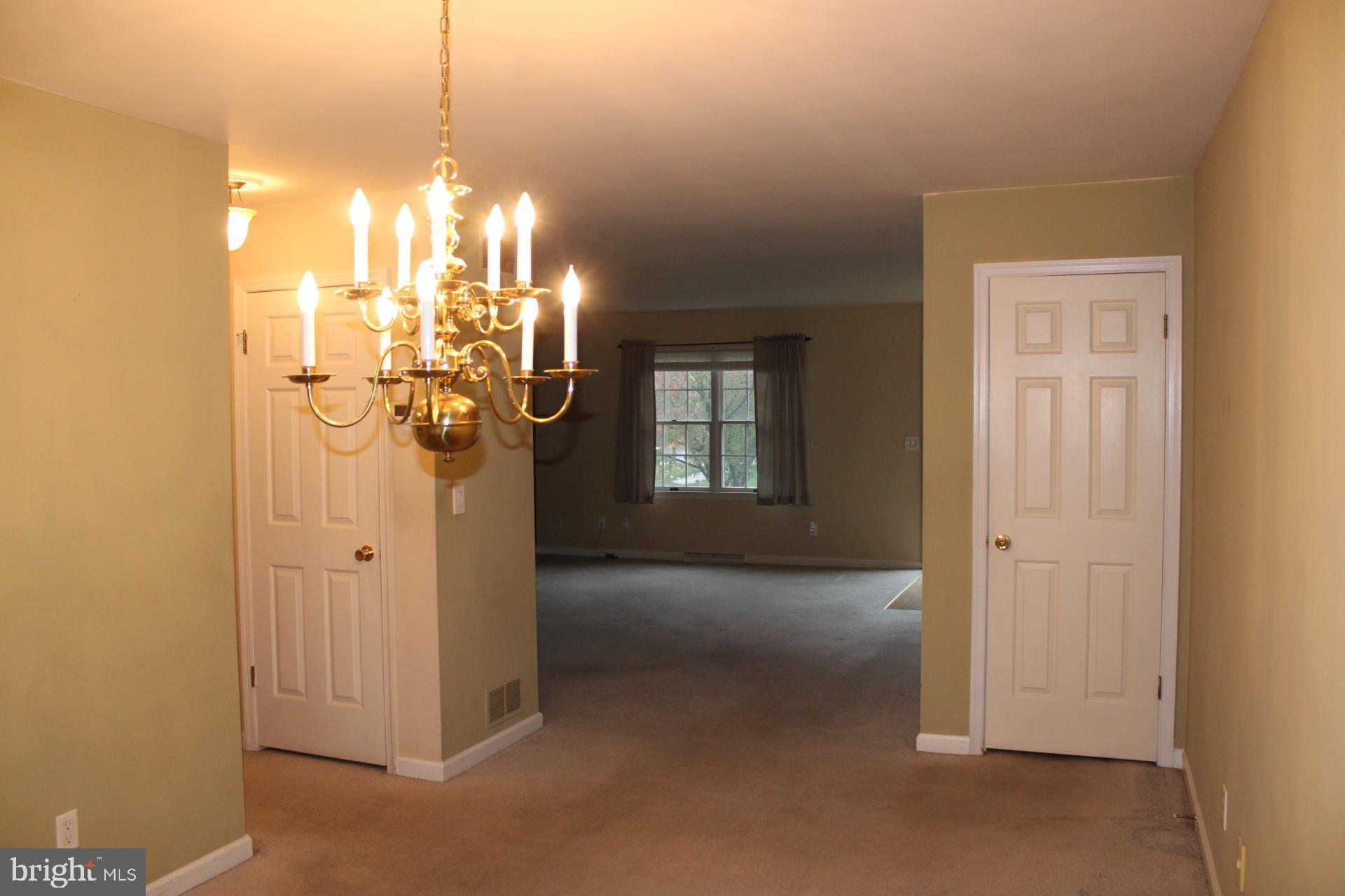 408 Chambers Ridge York, PA 17402 - Photo 10 of 36 Gallery Image 10