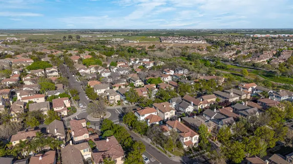 $829,950 | 113 South Pacifico Street, Mountain House, CA 95391