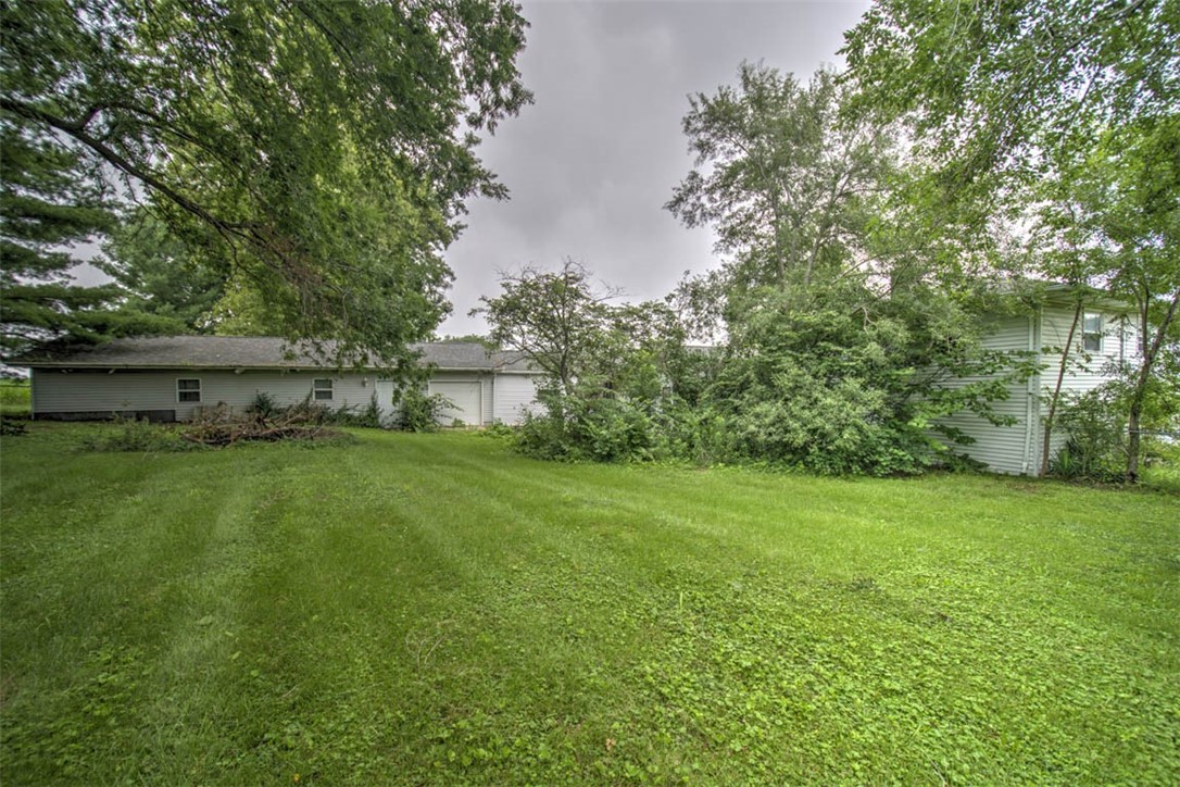 4353 Forest Parkway Decatur, IL 62521 - Photo 27 of 31