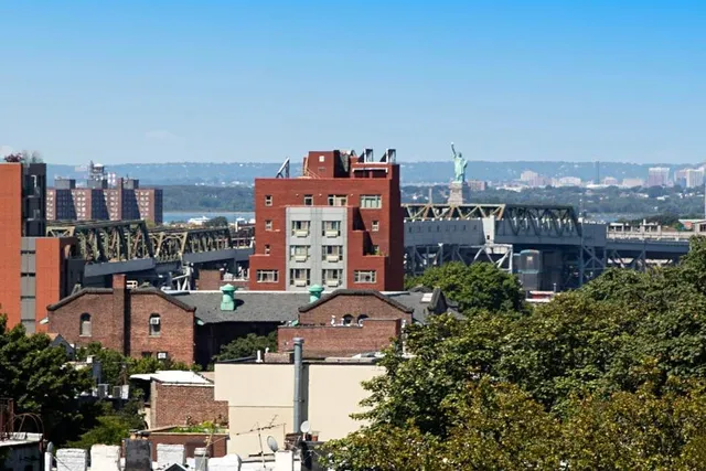 $6,500,000 | 448 6th Street | Park Slope