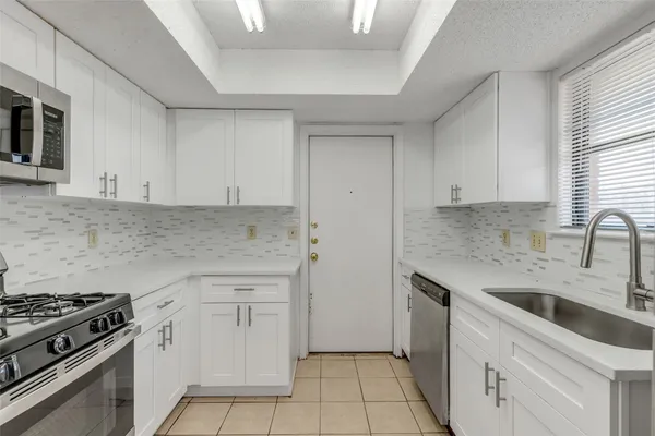 $1,300 | 9604 Night Star Drive, Unit B, Del Valle, TX 78617