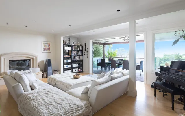 $17,995 | 7 Miller Avenue, Sausalito, CA 94965