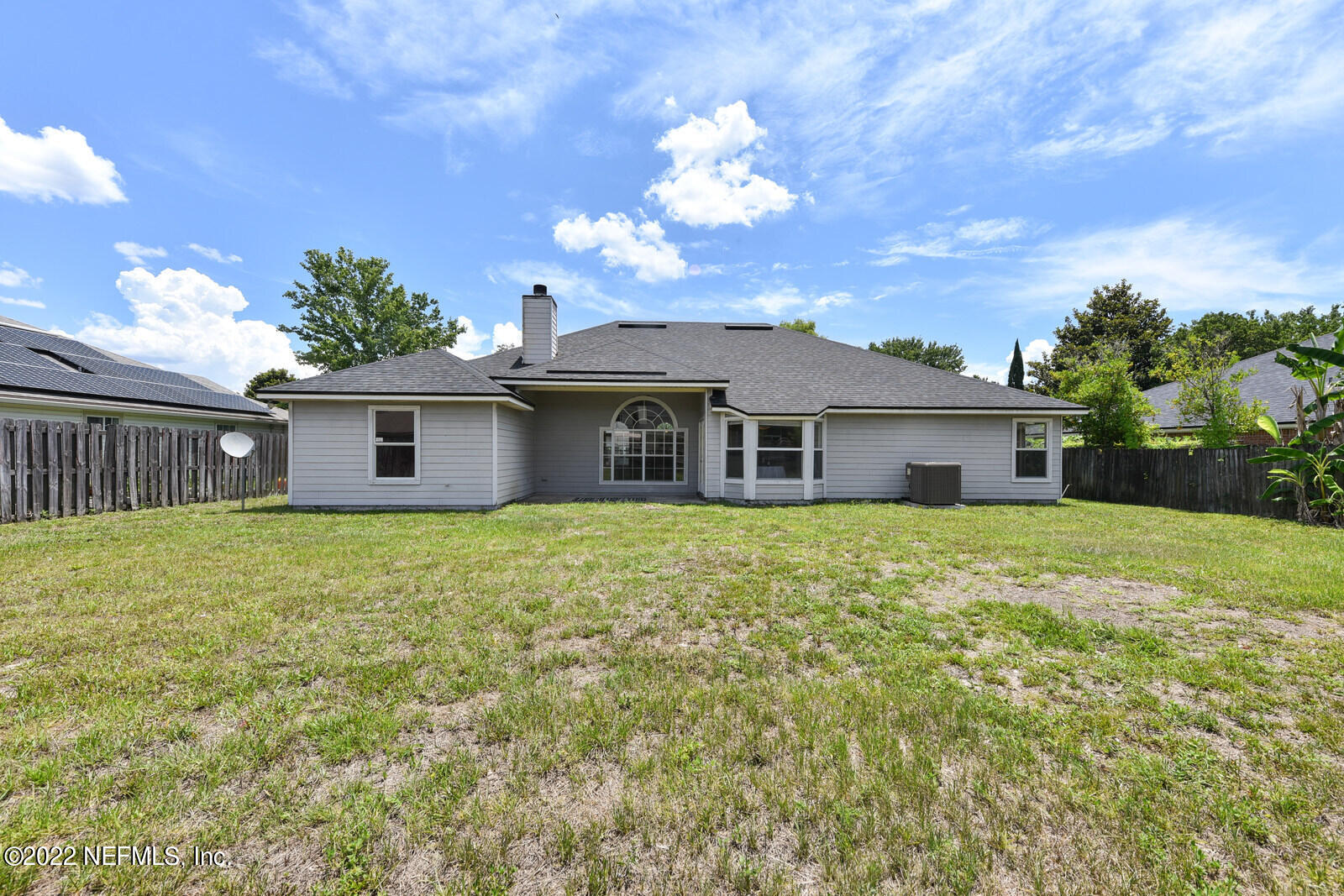 470 Federal Hill Road Orange Park, FL 32073 - Photo 25 of 26 a front view of a house with a garden