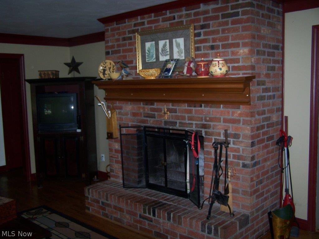 231 Southview Road Canfield, OH 44406 - Photo 11 of 25 Beautiful rustic family room fireplace