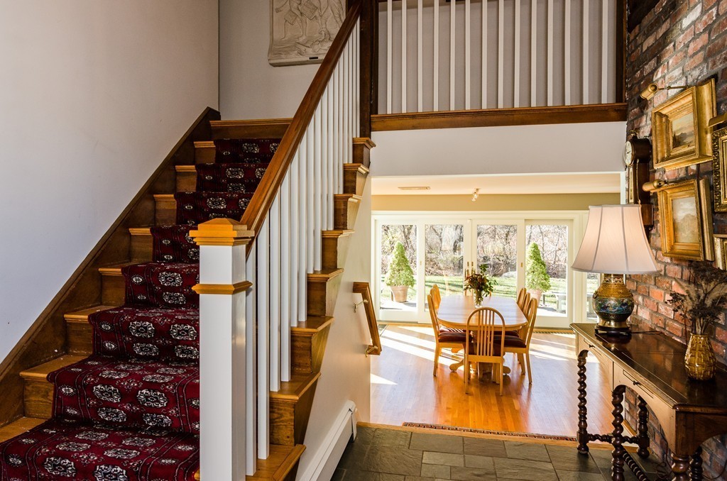 229 Worthen Road East Lexington, MA 02421 - Photo 4 of 26