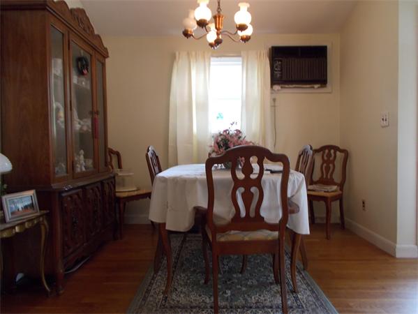 16 Glencliff Road Boston, MA 02131 - Photo 4 of 13 Gallery Image 4