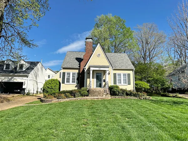 $1,800 | 168 West Glenwood Drive, Clarksville, TN 37040