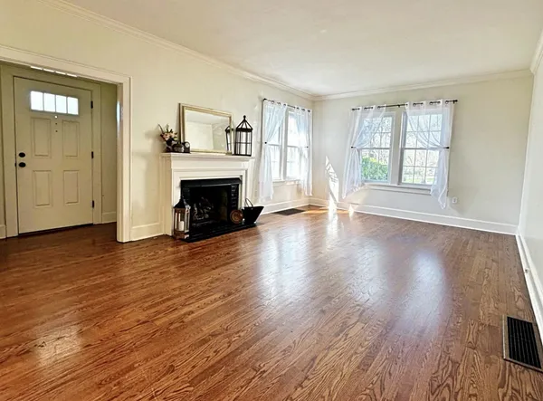 $1,800 | 168 West Glenwood Drive, Clarksville, TN 37040