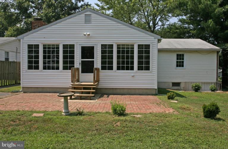 122 Brent Road Arnold, MD 21012 - Photo 6 of 13 Patio