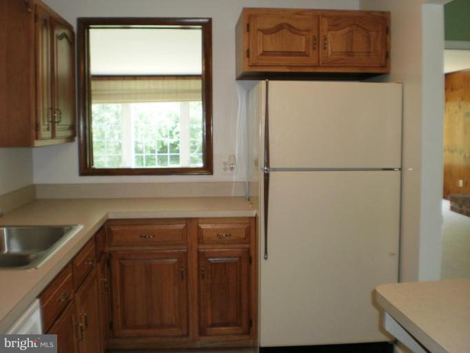 122 Brent Road Arnold, MD 21012 - Photo 10 of 13 Kitchen #2