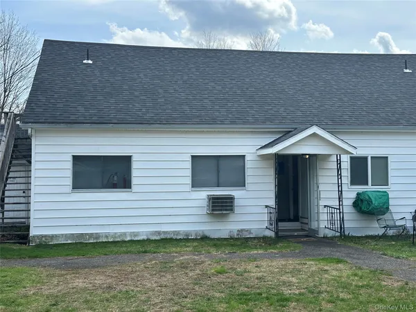 $1,650 | 276 Fosler Road, Unit 2A, Highland, NY 12528