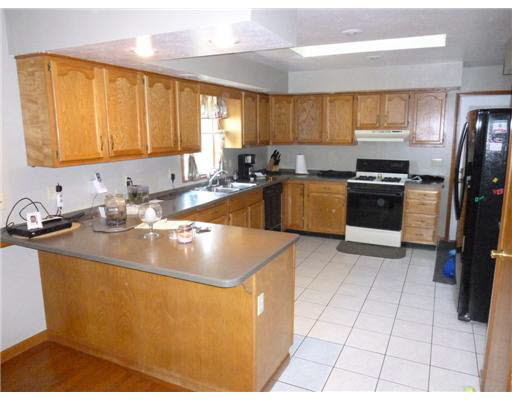 30480 Quinn Road North Liberty, IN 46554 - Photo 3 of 24 Gallery Image 3