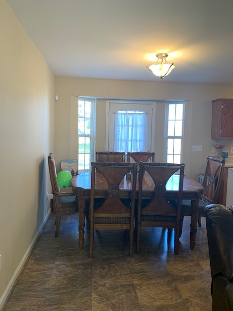 506 Sheath Circle Lebanon, TN 37087 - Photo 9 of 19 a view of a dining room with furniture
