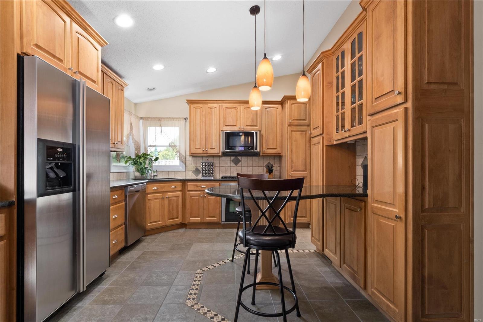1258 Weatherton Place Ballwin, MO 63021 - Photo 10 of 32 Gallery Image 10