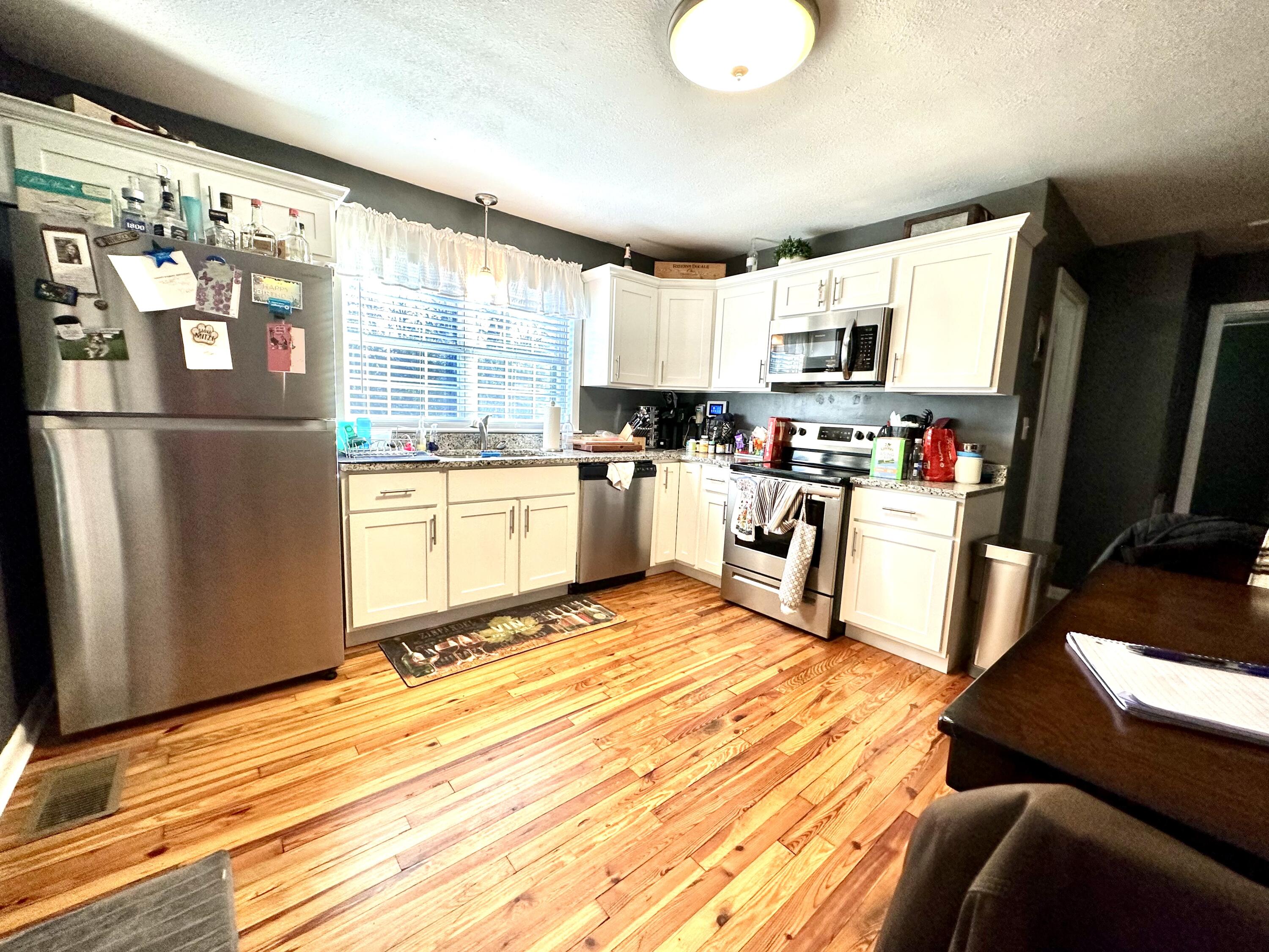 1210 Gadd Road, Unit 5 Hixson, TN 37343 - Photo 4 of 10 BCEB0683-F125-4F6E-93FF-307181D3D7AC