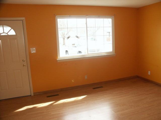4597 Stonehedge Road Columbus, OH 43231 - Photo 2 of 10 Gallery Image 2