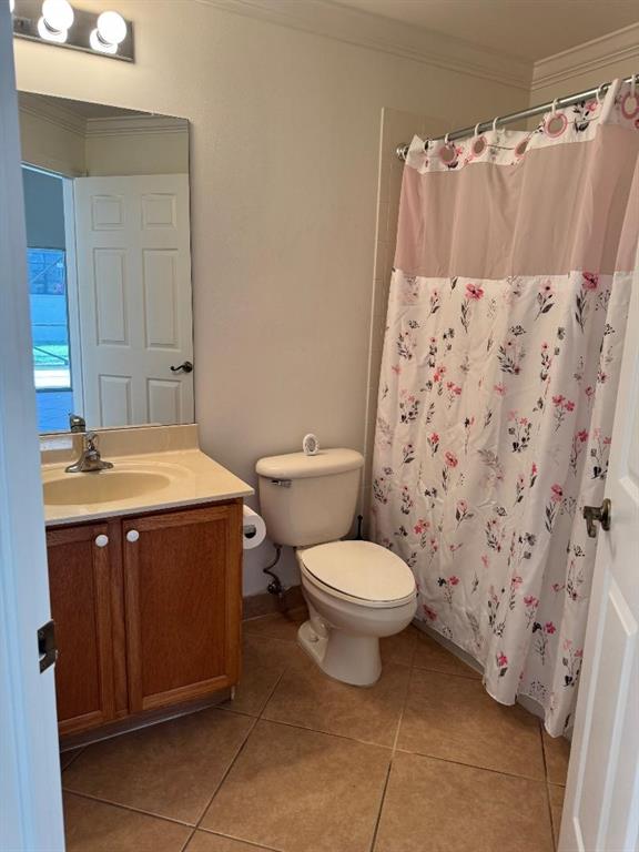 12082 Roma Road Boynton Beach, FL 33437 - Photo 6 of 14 a bathroom with a sink toilet and shower