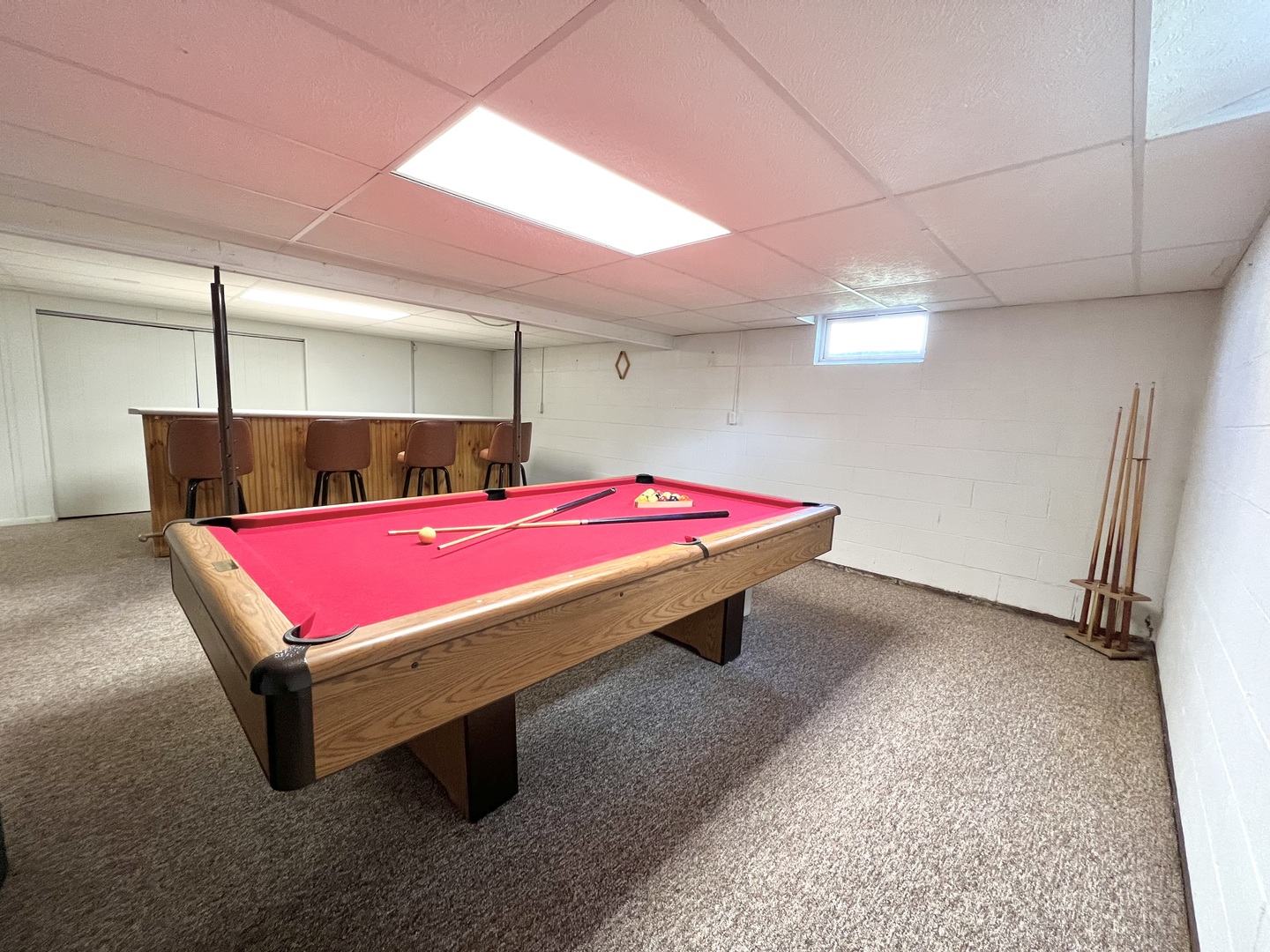 1962 Cr 3000 Rantoul Il 61866 Rantoul, IL 61866 - Photo 25 of 27 a room with pool table