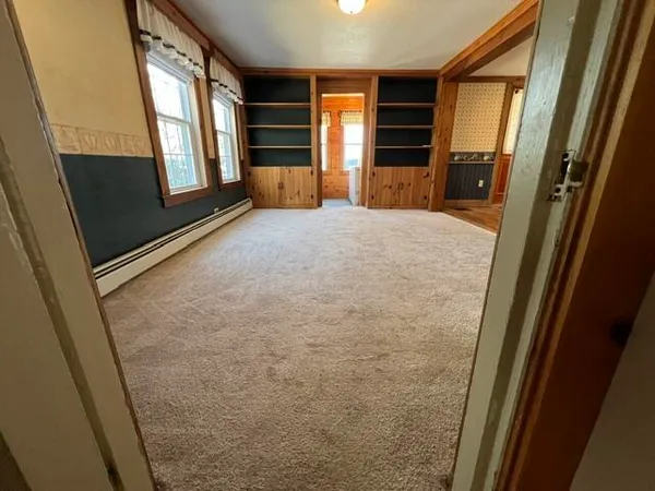 $325,000 | 1071 Clinton Avenue, Benton, ME 04901