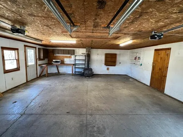 $325,000 | 1071 Clinton Avenue, Benton, ME 04901