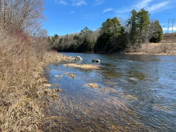 $325,000 | 1071 Clinton Avenue, Benton, ME 04901