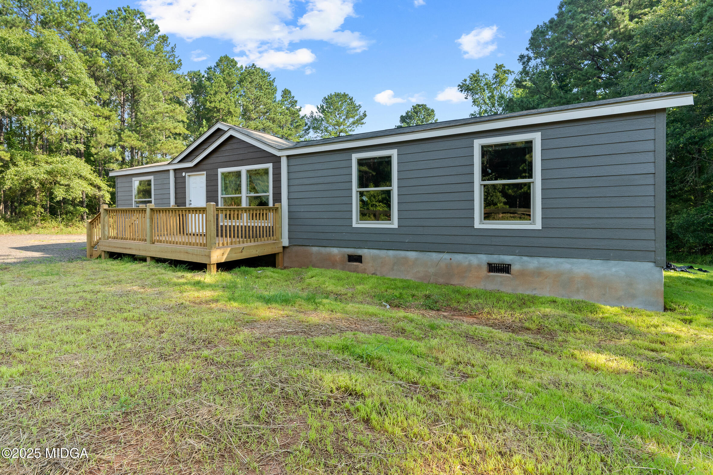 139 Mathis Rd-09388
