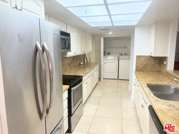 $6,500 | 10660 Wilshire Boulevard, Unit 309, Los Angeles, CA 90024