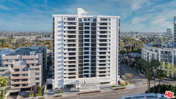 $6,500 | 10660 Wilshire Boulevard, Unit 309, Los Angeles, CA 90024