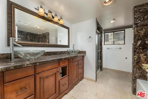 $6,500 | 10660 Wilshire Boulevard, Unit 309, Los Angeles, CA 90024