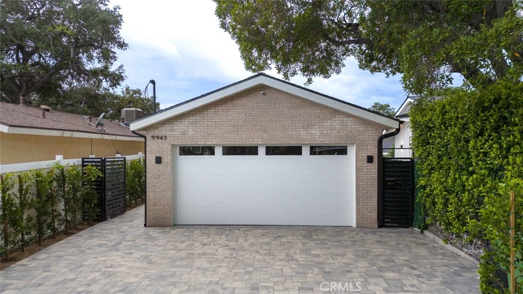 9943 Provo Avenue Tujunga, CA 91042 - Photo 2 of 37