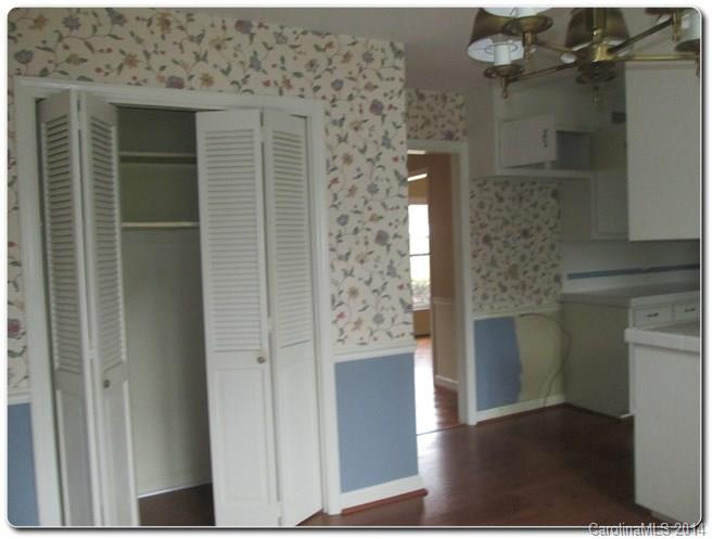 5844 Gate Post Road Charlotte, NC 28211 - Photo 13 of 24 Gallery Image 13