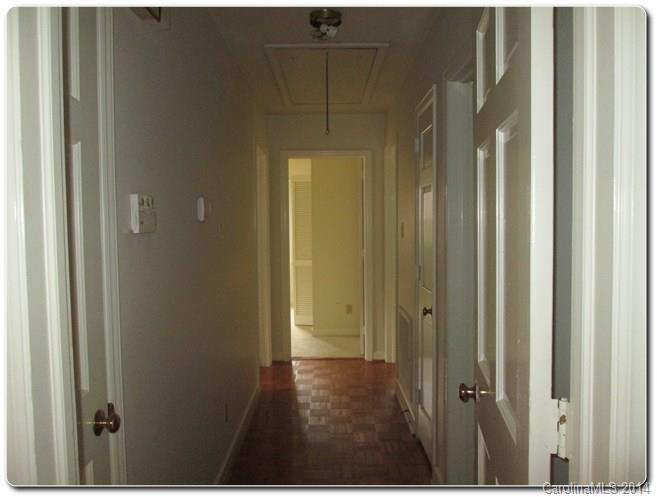 5844 Gate Post Road Charlotte, NC 28211 - Photo 18 of 24 Gallery Image 18