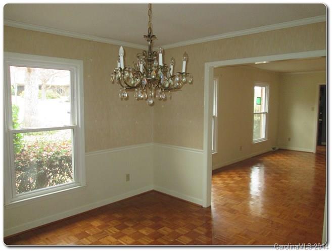 5844 Gate Post Road Charlotte, NC 28211 - Photo 9 of 24 Gallery Image 9
