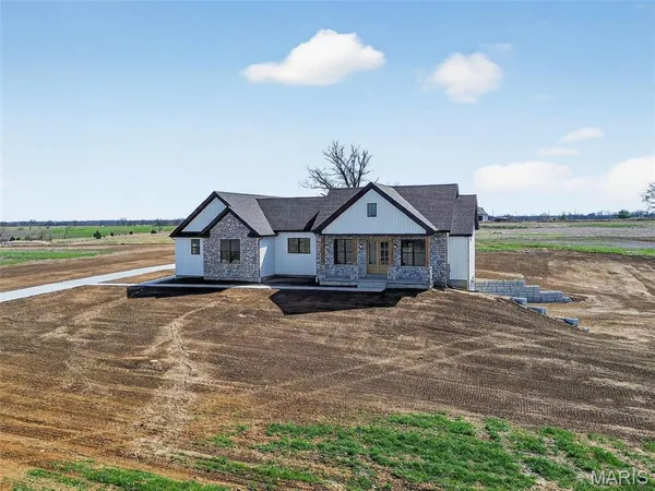 $724,900 | 226 Autumn Hallow Court, Old Monroe, MO 63369